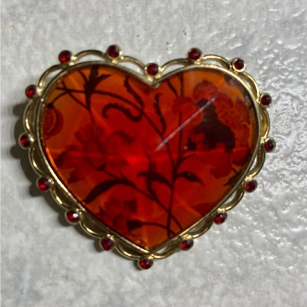 VINTAGE Liz Claiborne Red Heart Brooch